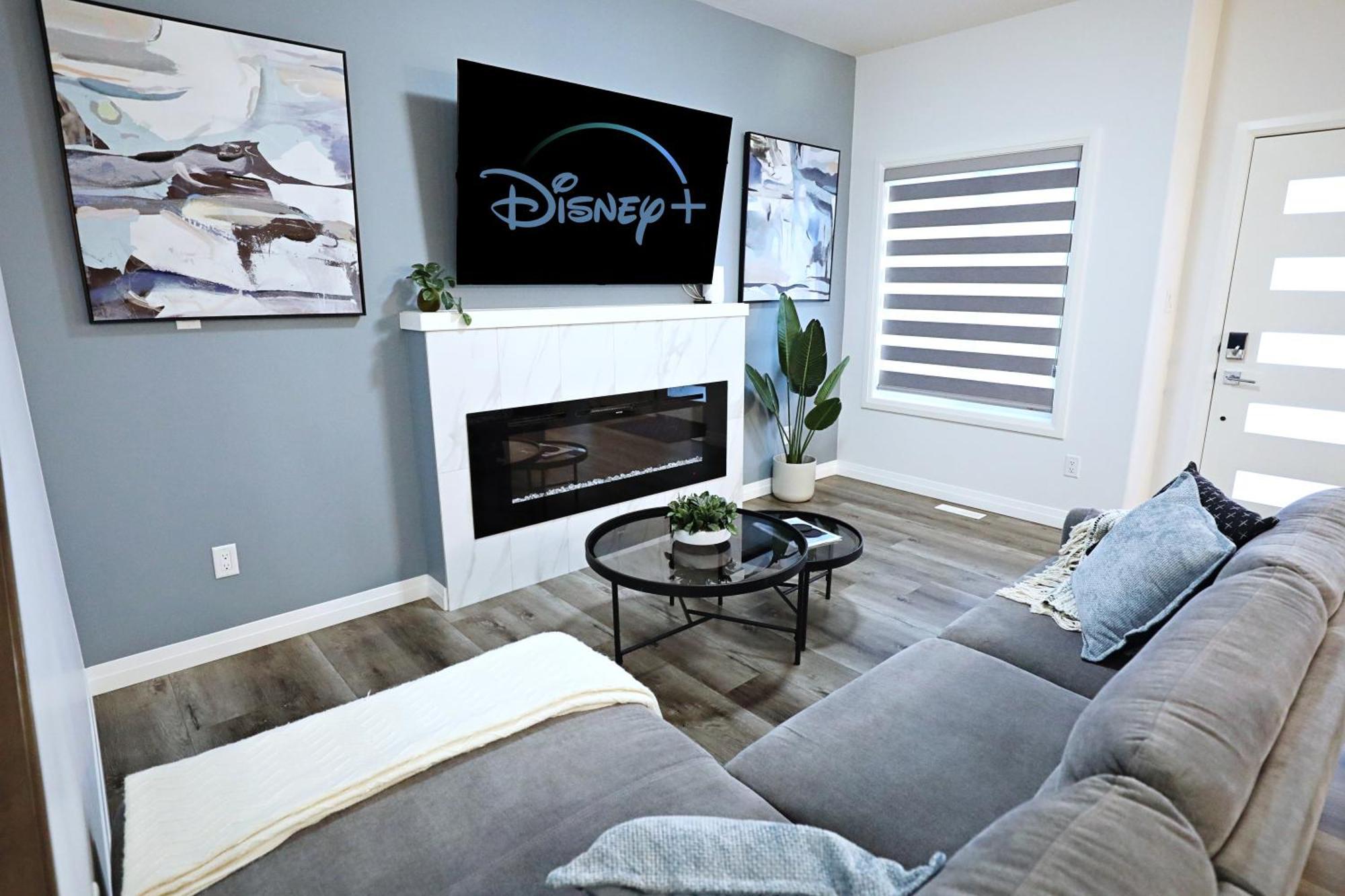 Vila Three King Beds,Central A/C,Fireplace,Park,Disney+ Edmonton Exteriér fotografie